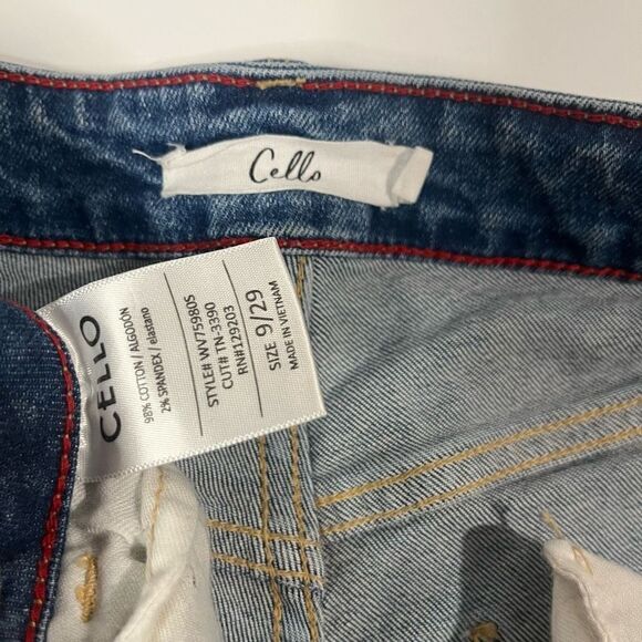 Cello Women's Davis High Rise Mom Fit Straight Jeans Blue Size 9/29 - Picture 4 of 5